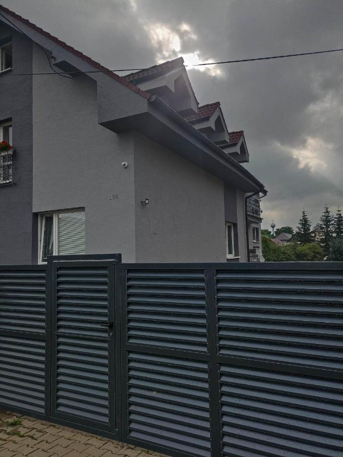 Ubytovanie Tri Sestry Hrabušice エクステリア 写真