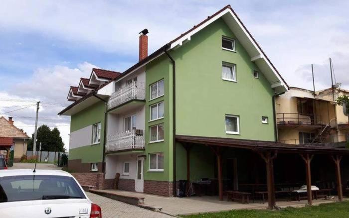 Ubytovanie Tri Sestry Hrabušice エクステリア 写真